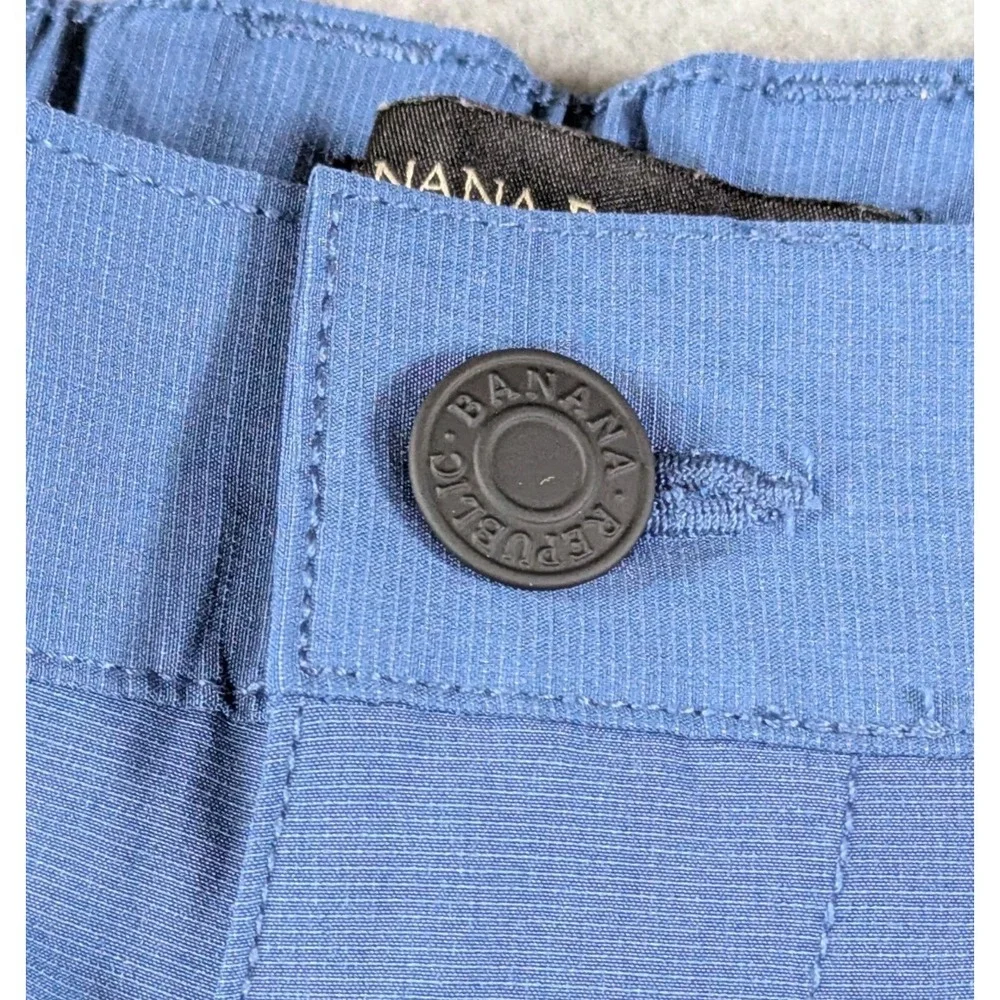 Banana‎ Republic Mens Core Temp Chino Shorts 38 Blue Solid